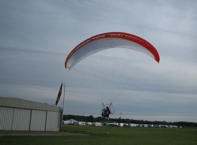 Aterrizaje en paramotor 